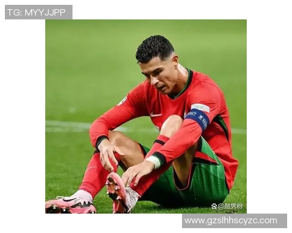 足球明星们如何评价C罗的职业生涯与场上表现的独特视角