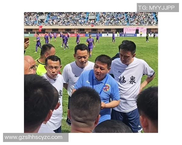 香港足球明星队成员风采大揭秘他们的成就与故事尽在其中