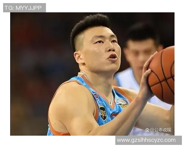 李根：从篮球场上的闪耀之星到生活中的坚韧奋斗者